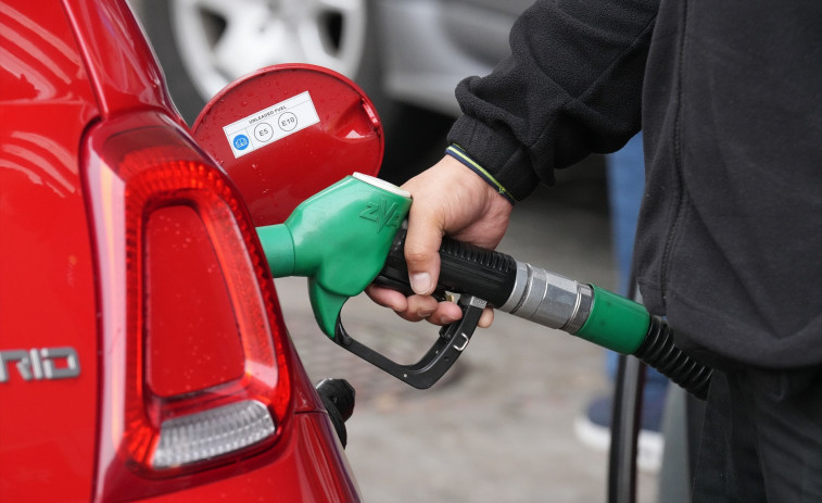 Cop a la butxaca dels conductors: el dièsel es dispara més de 20 cèntims en només quatre dies