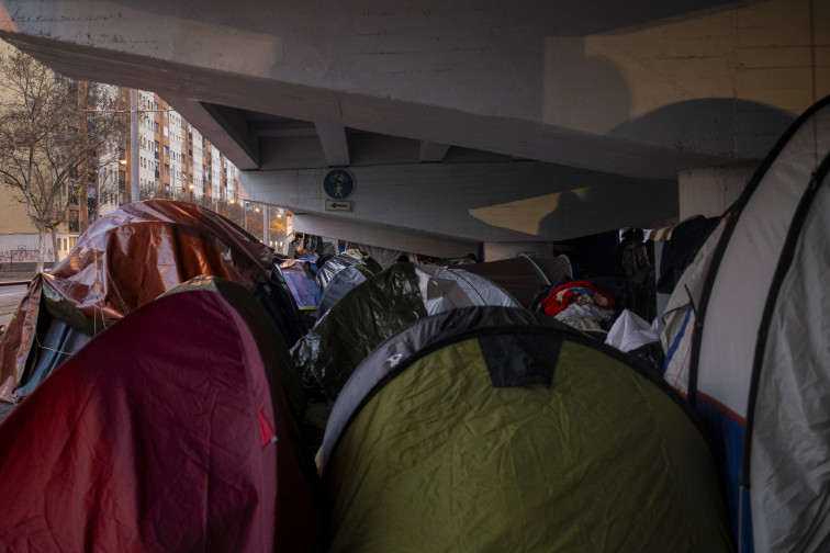El sensellarisme deixa quatre víctimes i alerta sobre la urgència d'un pla integral a la ciutat