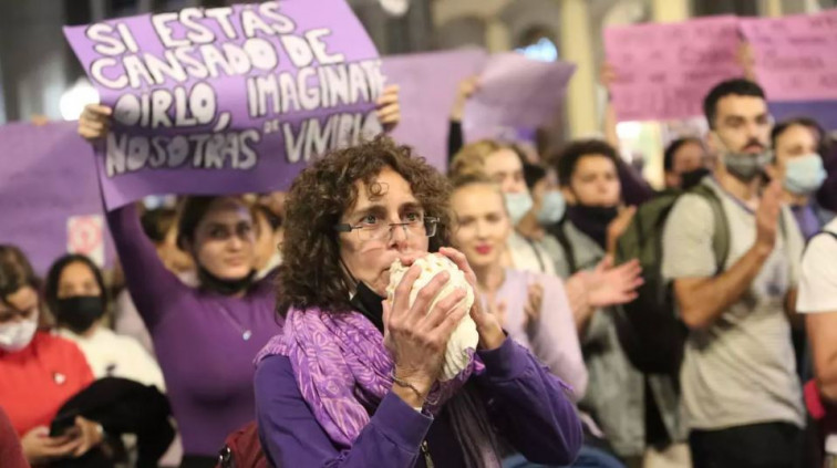 Canàries es manifesta el 8M amb el lema: 'Feministes imparables, tombem el feixisme!'