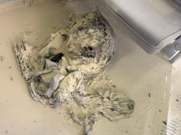 Susto el domingo en Castelldefels: el incendio de una batería externa en un tren obliga a detener la circulación