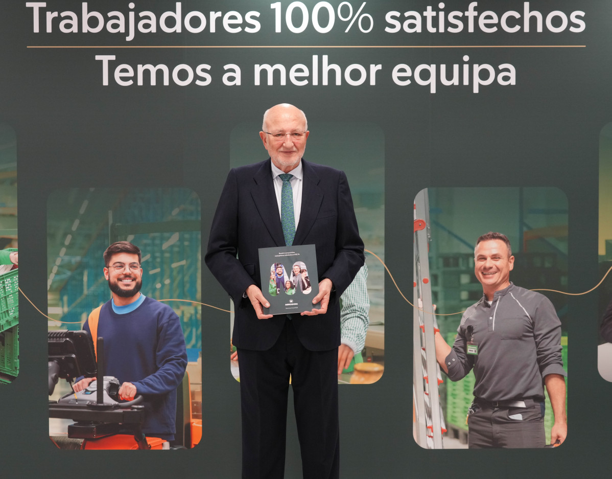 FOTOGRAFIA Juan Roig al Centre de Coinnovació ubicat al Polígon Fuente del Jarro a Paterna, València