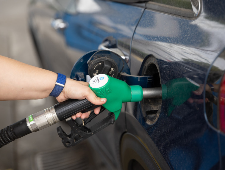 Europa intervindrà per calmar el preu del petroli alliberant 400 milions de barrils