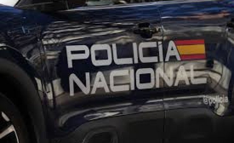 La Policia Nacional descobreix un laboratori de cocaïna i haixix ocult darrere de la façana d'un comerç
