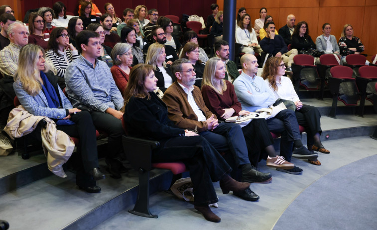 Aigües de Barcelona reforça les aliances amb els Serveis Socials de 16 ajuntaments metropolitans