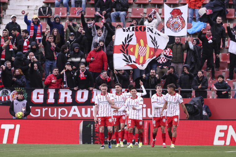 El Girona goleja 3-0 a l'Athlètic Club i signa una victòria contundent al Montilivi