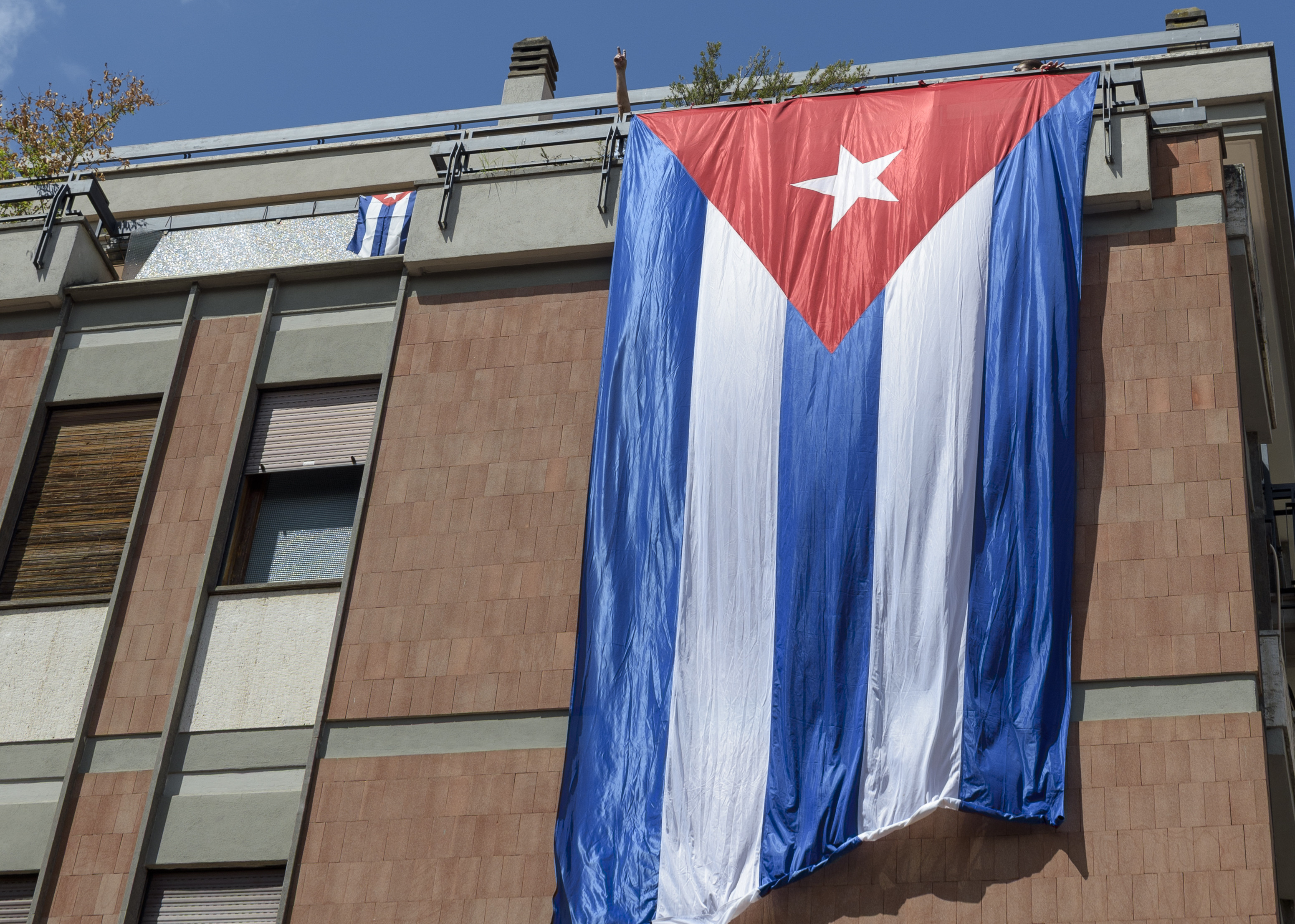 EuropaPress 7365950 july 26 2025 rome italy large cuban flag is unfurled on the occasion of the
