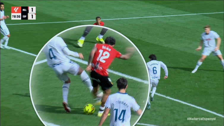 L'Espanyol clama contra la polèmica arbitral del VAR a Mallorca: 