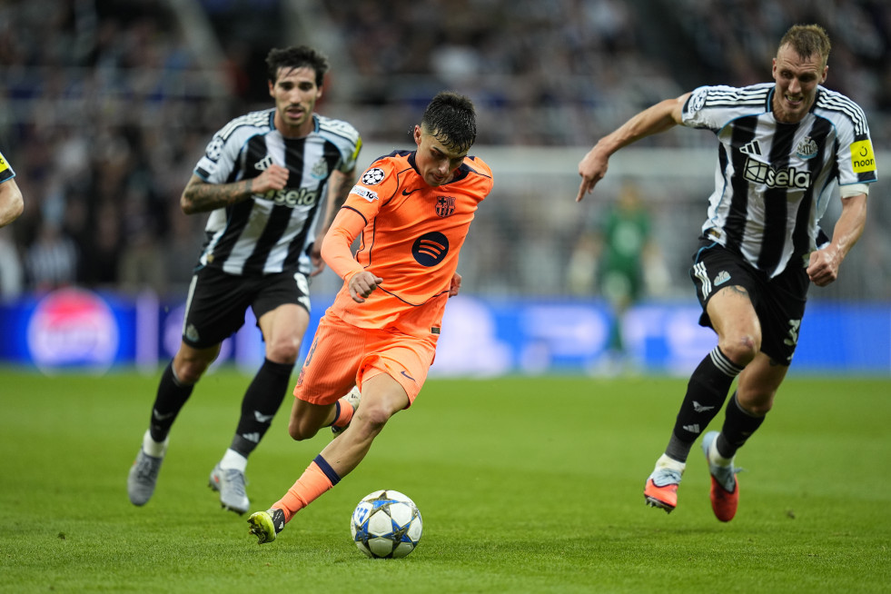 EuropaPress 6965804 pedri of fc barcelona in action during the uefa champions league 2025 26