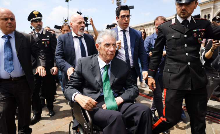 Mor Umberto Bossi, fundador de la Lliga Nord i figura clau de la política italiana contemporània