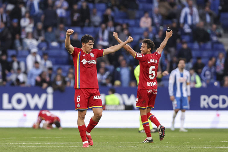 El Getafe sorprèn l'Espanyol i venç 2-1 en un partit marcat per la polèmica arbitral