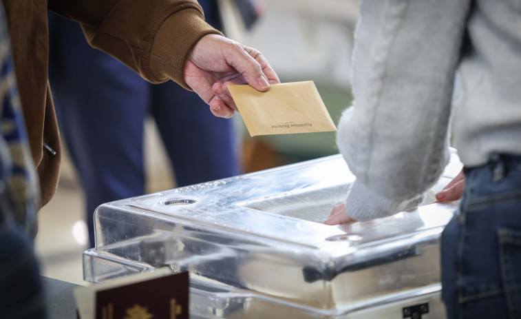 França, dividida: l'esquerra resisteix en les grans ciutats mentre l'extrema dreta avança