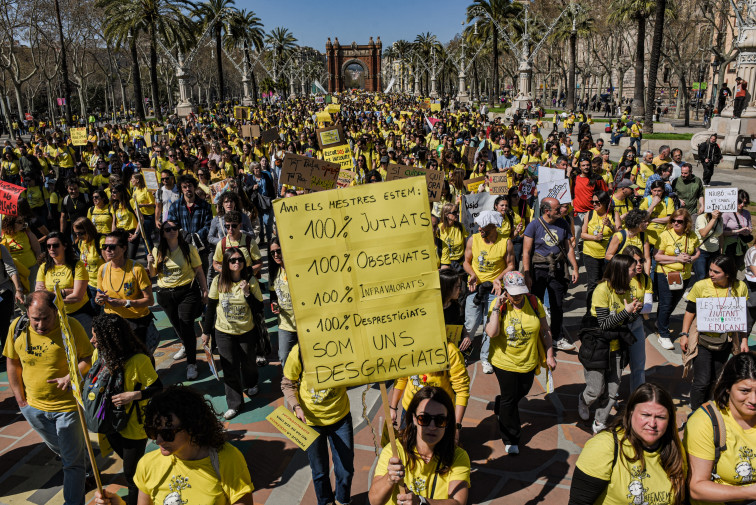 El Govern reactivarà el diàleg amb els sindicats educatius després del plançó d'aquest dimarts