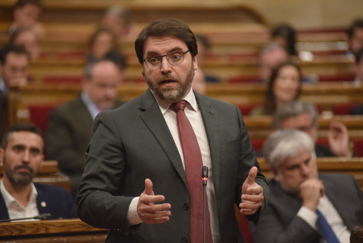 Archivo - El presidente de PSC-Units en el Parlament, Ferran Pedret