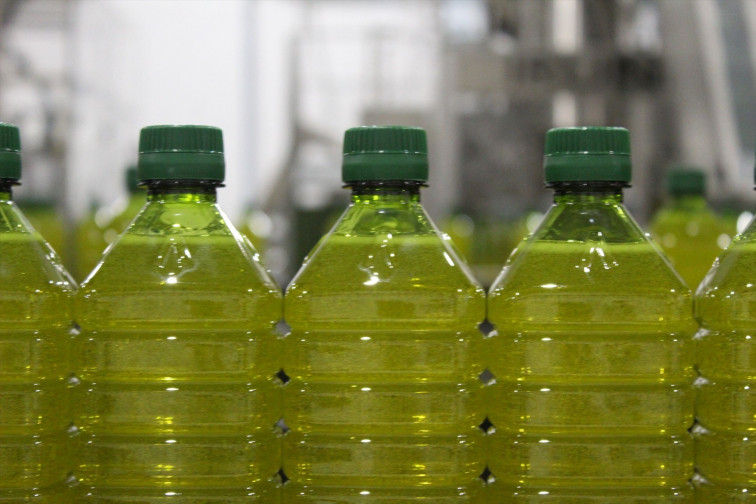 La OCU demana retirar olis de pinyolada d'oliva per la presència de substàncies potencialment cancerígenes