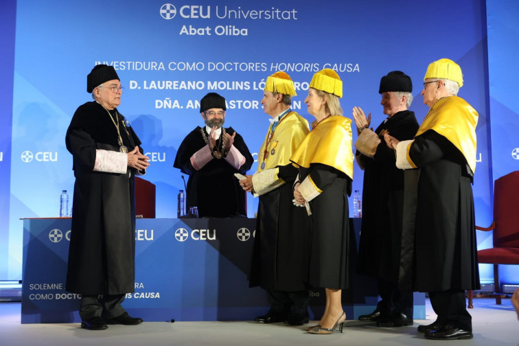 La CEU UAO investeix Honoris causa al cirurgià toràcic Laureano Molins