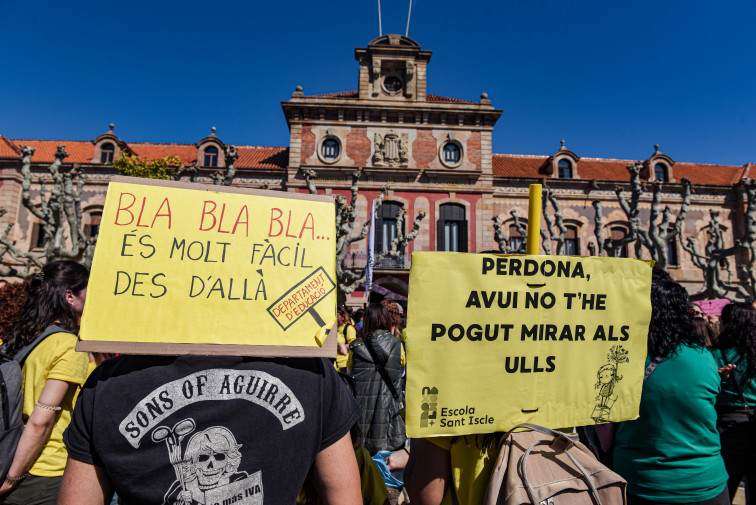 Pols en l'educació catalana: els sindicats majoritaris planten a la Taula Sectorial d'Educació