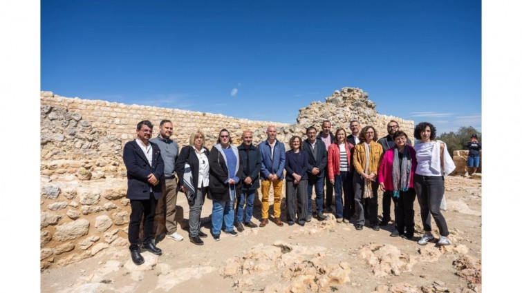 Sònia Hernández obre al públic el Castell d’Olèrdola després de la restauració integral del conjunt