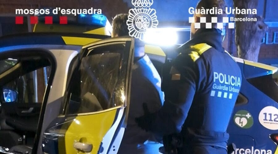 EuropaPress 7404459 dispositivo guardia urbana mossos desquadra policia nacional barcelona