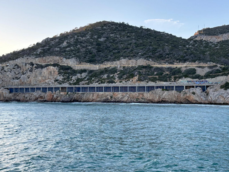 FOTOS: Així estan les obres en el Túnel del Garraf que afecten la mobilitat ferroviària en el sud de Rodalies