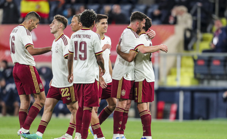 Morbositat en el RCDE Stadium: la Selecció torna a Cornellà amb el possible debut de Joan Garcia