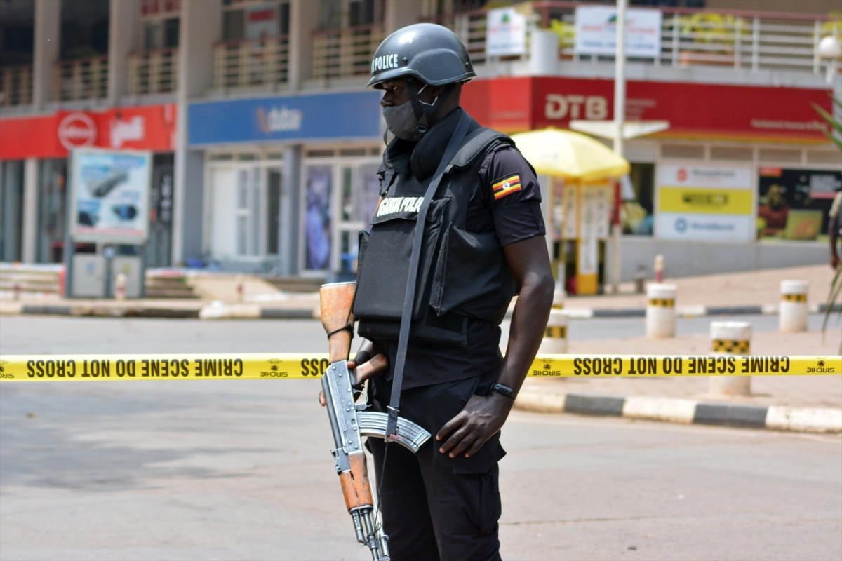EuropaPress 6294426 211116    kampala nov 16 2021 xinhua    counter terrorism police officer