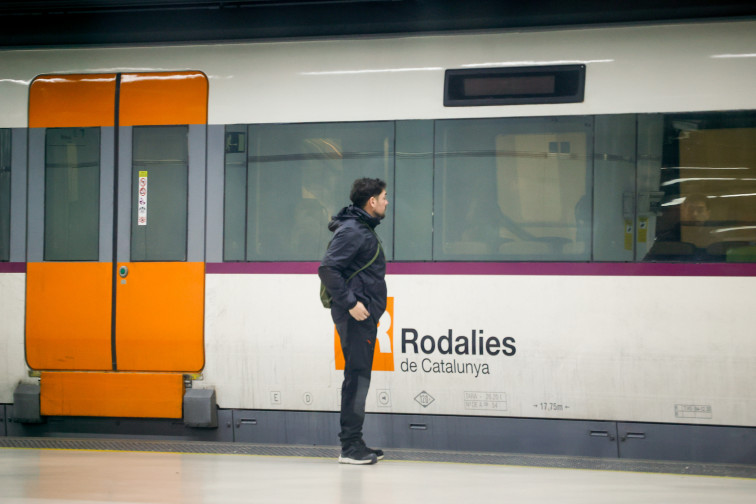 Retards en l’R1, l’R4 i l’R8 de Rodalies per una incidència entre l’Hospitalet i Sants