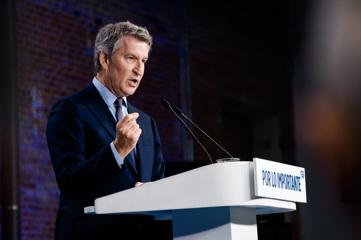 EuropaPress 7422975 presidente partido popular alberto nunez feijoo acto pagas mas recibes