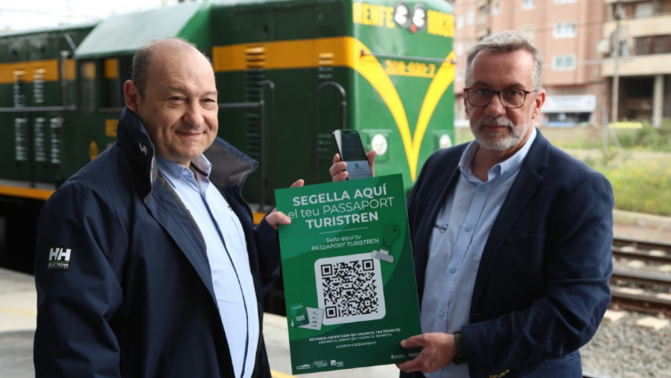 Ferrocarrils llança el Passaport Turistren amb descomptes per al Tren dels Llacs 2026