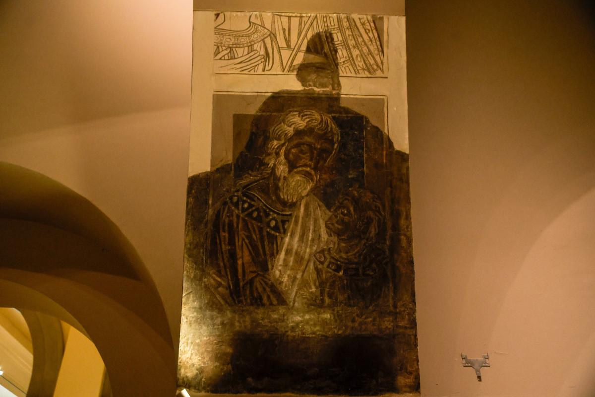 EuropaPress 6758851 detalle pinturas murales monasterio sijena expuestas museu nacional dart