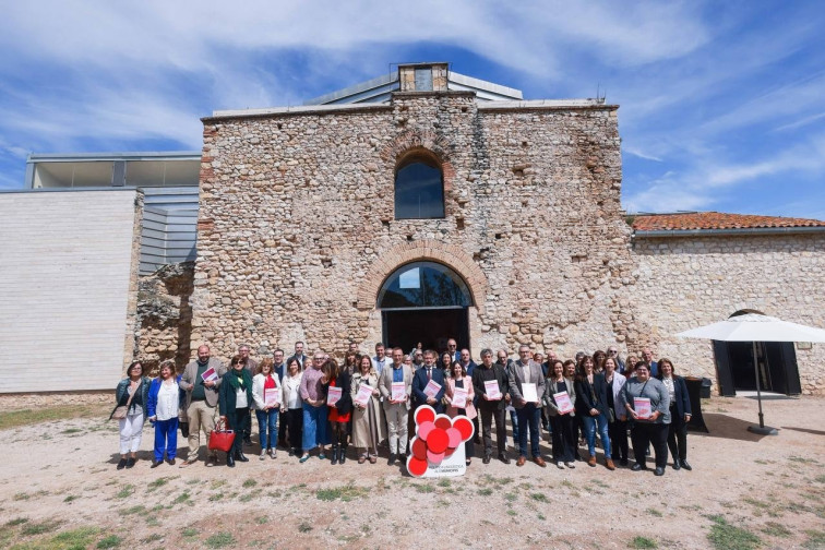 La Generalitat activa un pla per a reforçar el català als municipis amb 40 mesures concretes