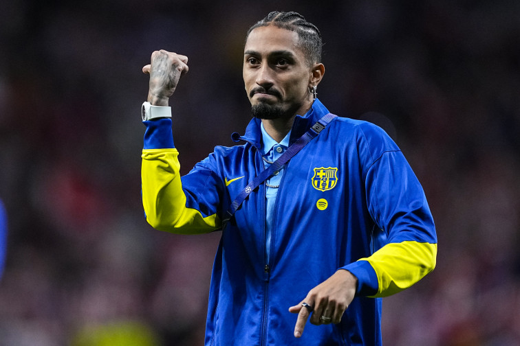 VÍDEOS | Raphinha esclata amb l'arbitratge després de l'eliminació del Barça: 