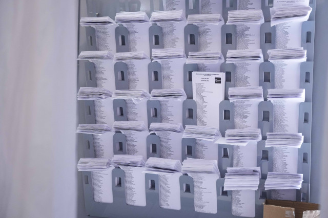 EuropaPress 6019688 detalle jornada electoral colegio maristas junio 2024 sevilla andalucia