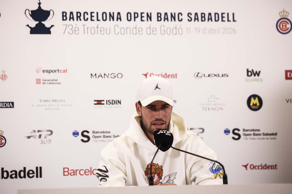 EuropaPress 7444003 carlos alcaraz of spain attends press conference to announce his withdrawal