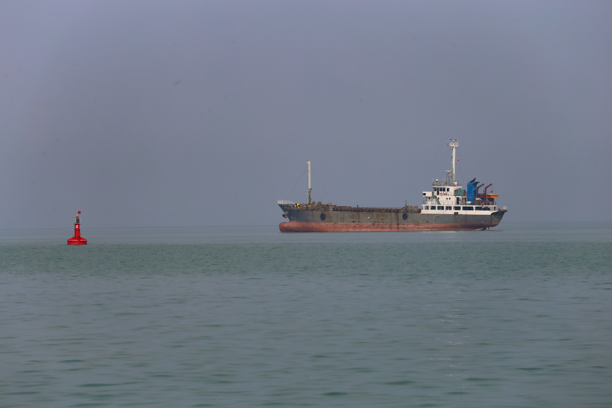 EuropaPress 7415098 april 29 2024 bushehr iran huge cargo ship is sailing in the persian gulf