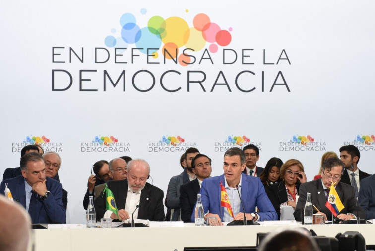 Sánchez reuneix a Barcelona a líders globals i exigeix reforçar la democràcia davant guerres i desigualtat
