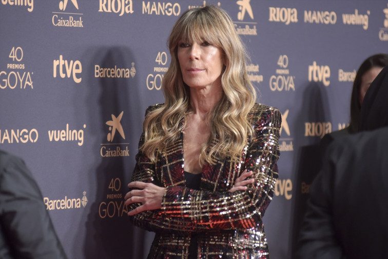 EuropaPress 7328321 esposa presidente gobierno begona gomez alfombra roja 40 edicion premios