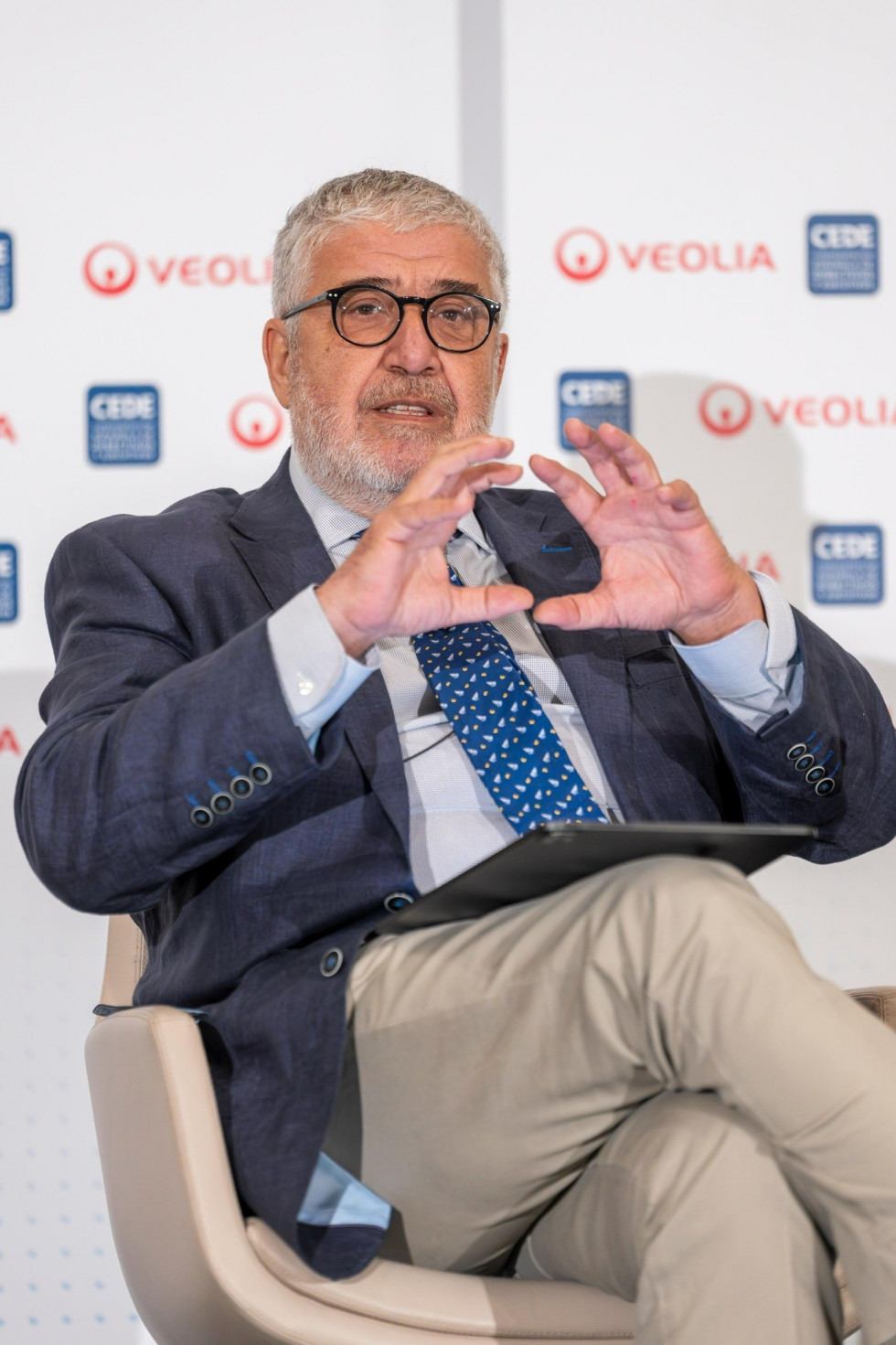 Jose Juan Ruiz Desayunos CEDE 2