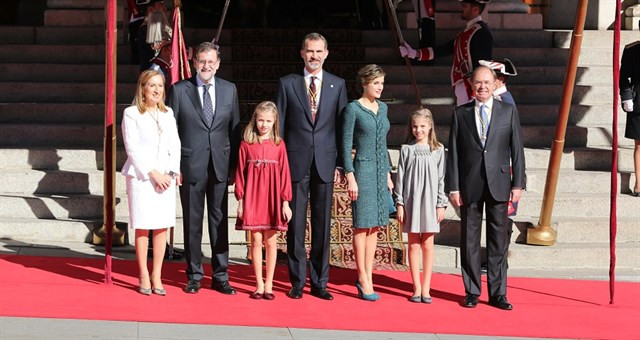El Rei recorda que les decisions dels tribunals constitueixen una garantia essencial de la democràcia