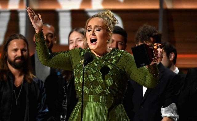 Adele2 1
