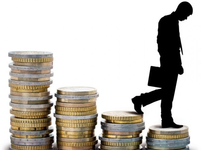 Els empresaris, entestats a vincular salaris a productivitat