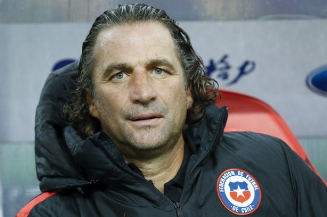Juan Antonio Pizzi defensa a Messi