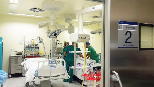 L'Audiència investiga la relació de deu morts amb l'augment de les llistes d'espera al Vall d'Hebron