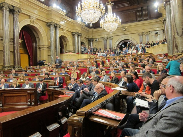 L'oposició presenta esmenes a la totalitat a la reforma per agilitzar la desconnexió