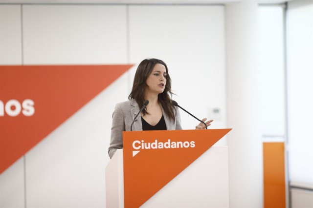InesArrimadasyotrostrescandidatosalasprimariasdeCsparalaGeneralitat 1