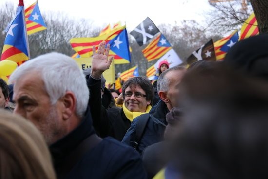 Carles Puigdemont participa a la manifestaciu00f3n de Brussel·les