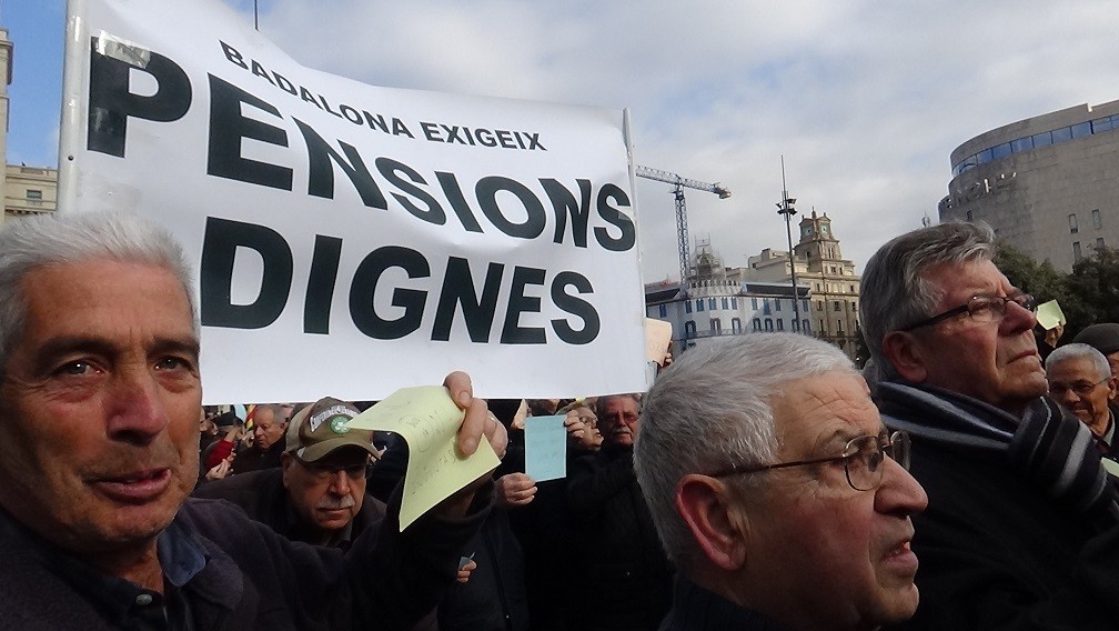 Marea pensionista plaça Catalunya 3