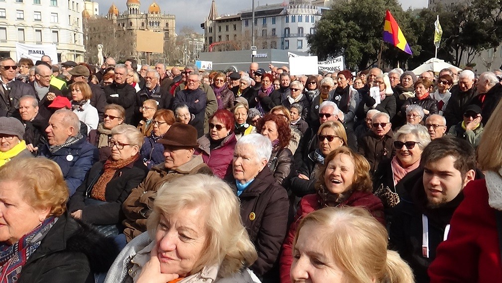 Marea pensionista plaça Catalunya 12