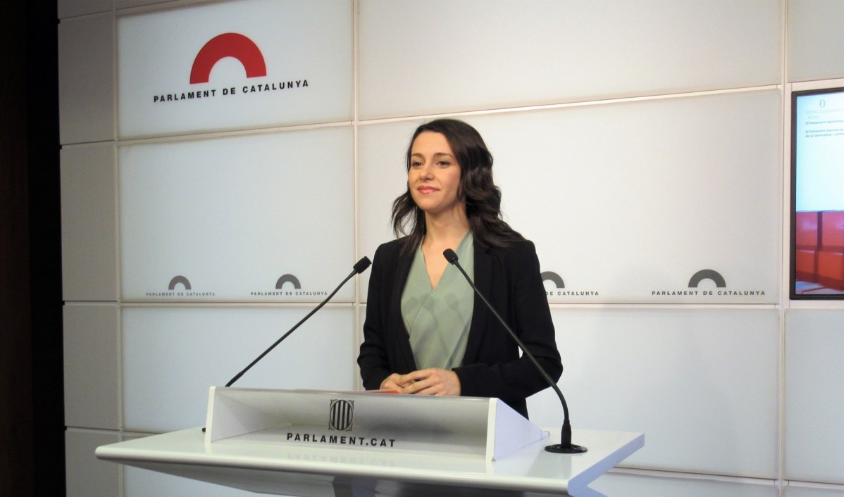 Acostades parlament ep