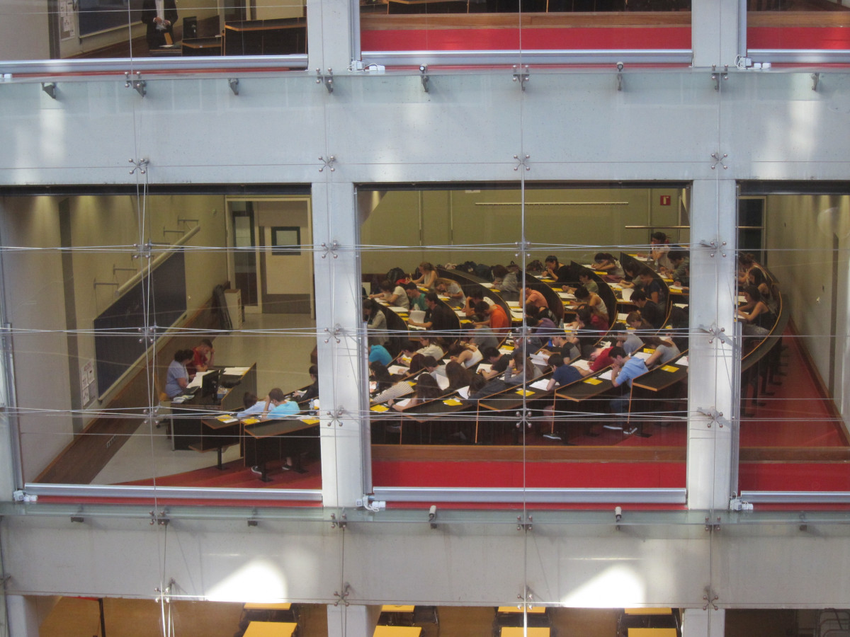 Examen de selectivitat a la universitat UPF de Barcelona