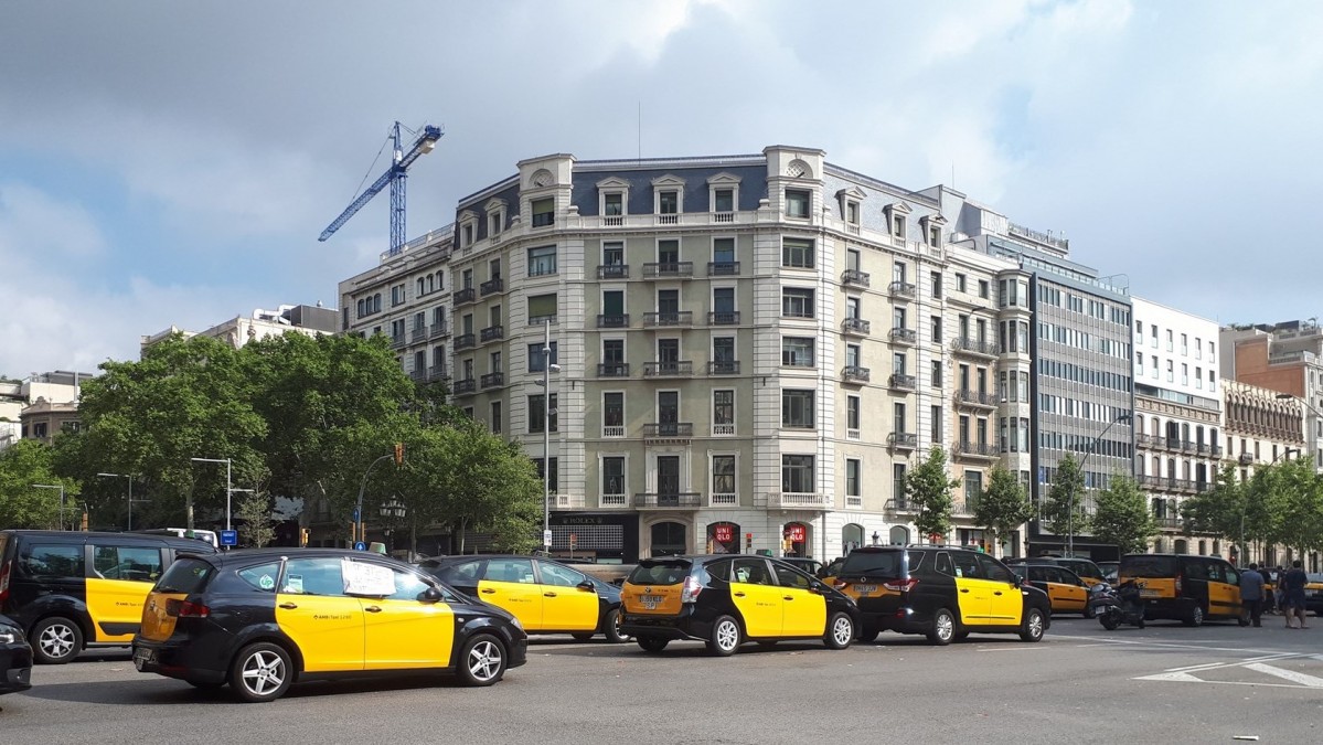 Taxis bcn granvia 290.718 maig